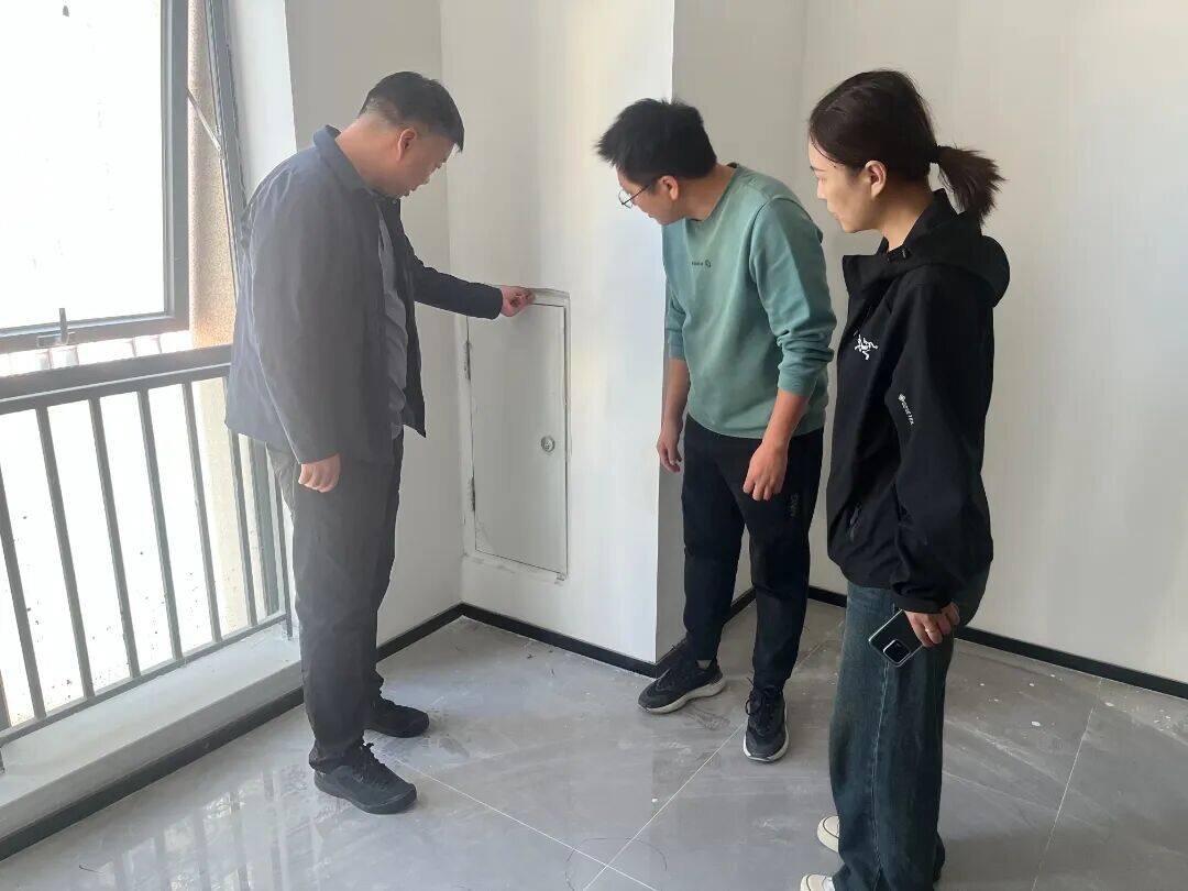 筑牢安全防线 | 产投集团组织开展国庆、中秋节前安全检查工作 5.jpg