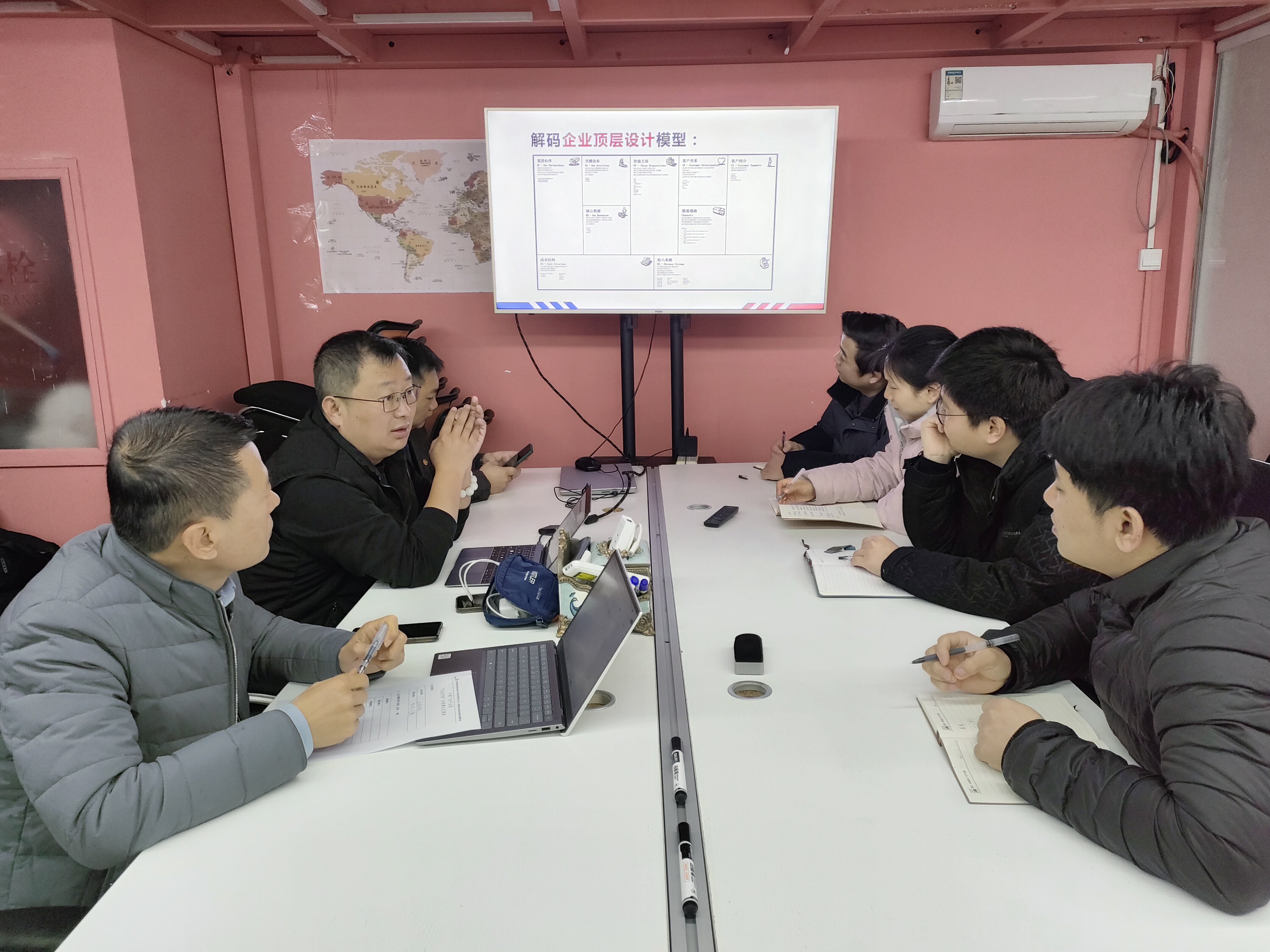走访企业“听心声” 贴心服务“助企行” | 产投集团广告园公司举办第23期“创业导师企业行”活动