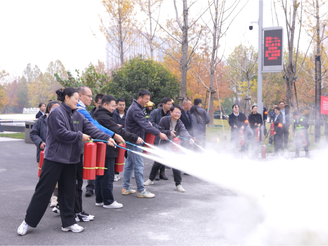 119消防宣传月 | 产投集团天健运营公司开展大型消防演练活动